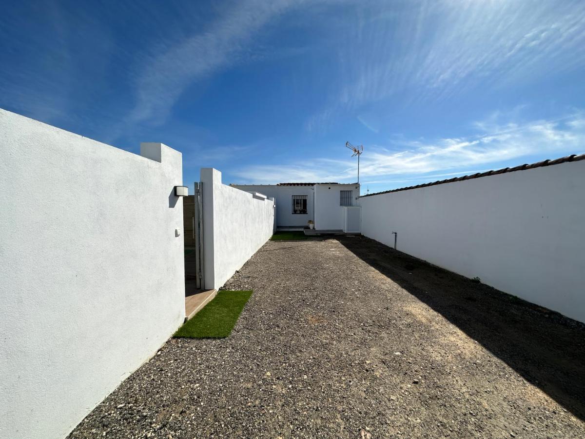 Sumatra Chalet Chiclana de la Frontera Esterno foto