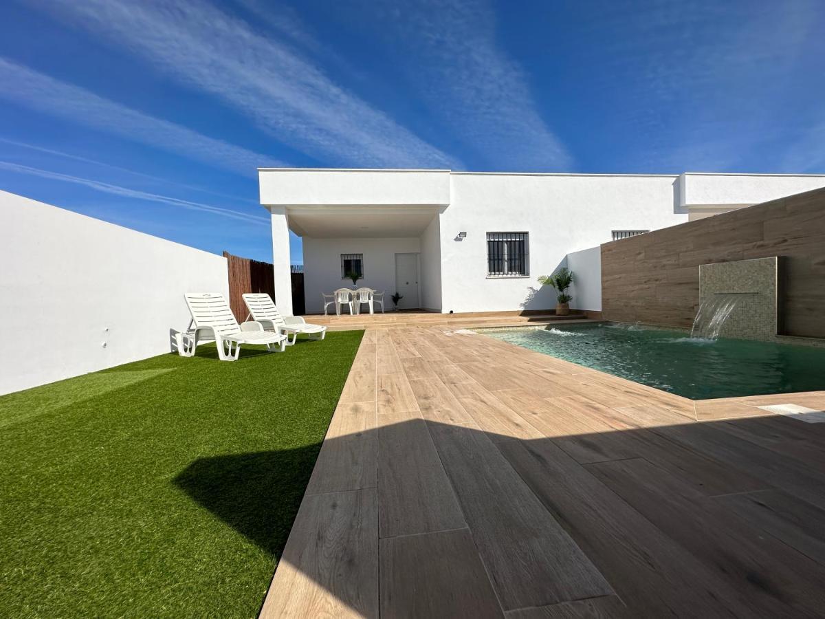 Sumatra Chalet Chiclana de la Frontera Esterno foto
